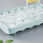 Load image into Gallery viewer, Plastic Reusable Flexible Round Ice Cube Trays